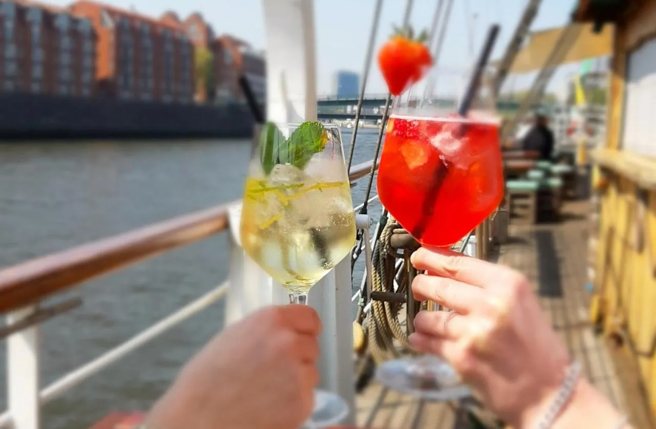Hotel Alexander Von Humboldt - Das Schiff Bremen