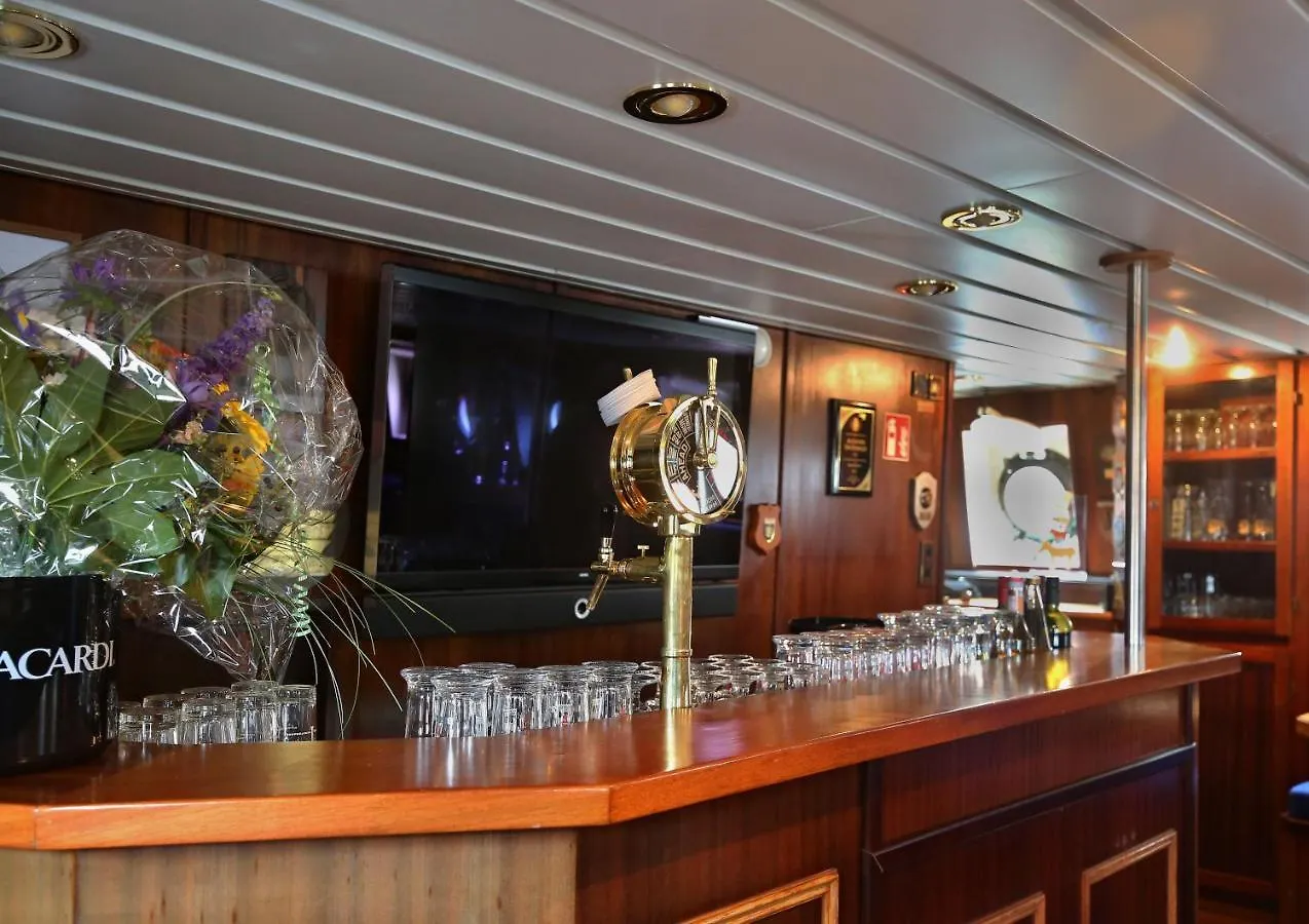 Hotel Alexander Von Humboldt - Das Schiff Bremen
