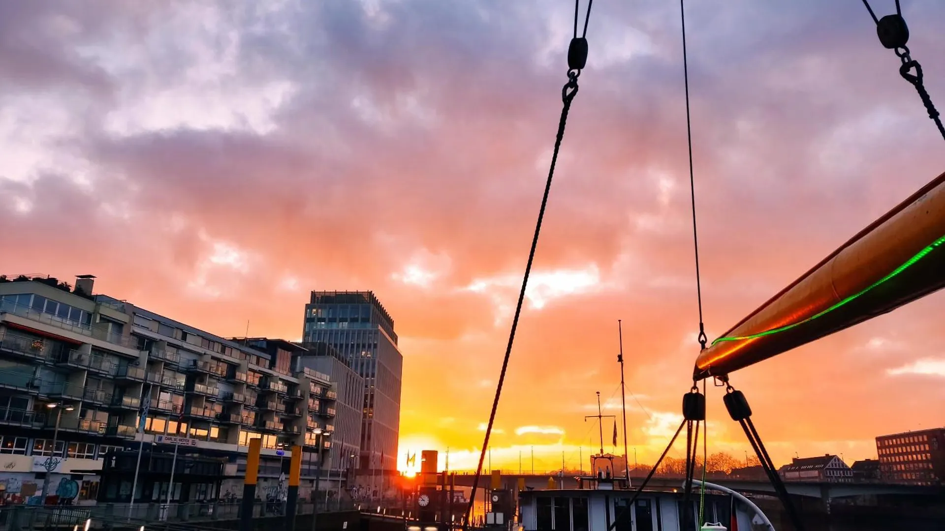 Hotel Alexander Von Humboldt - Das Schiff Bremen
